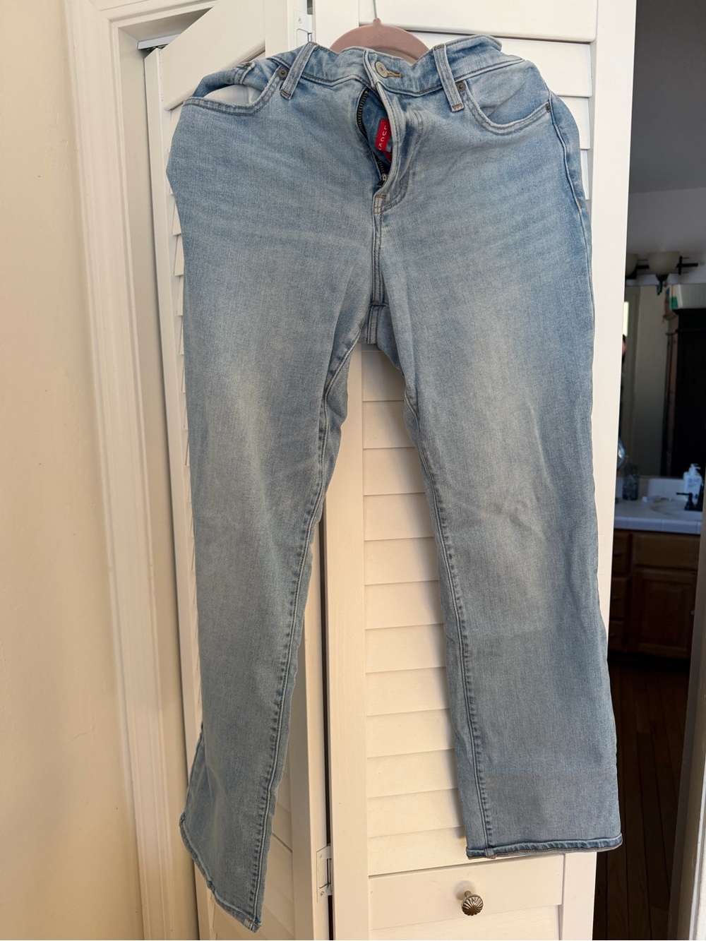 Lucky Brand Light Wash Straight Leg Jeans